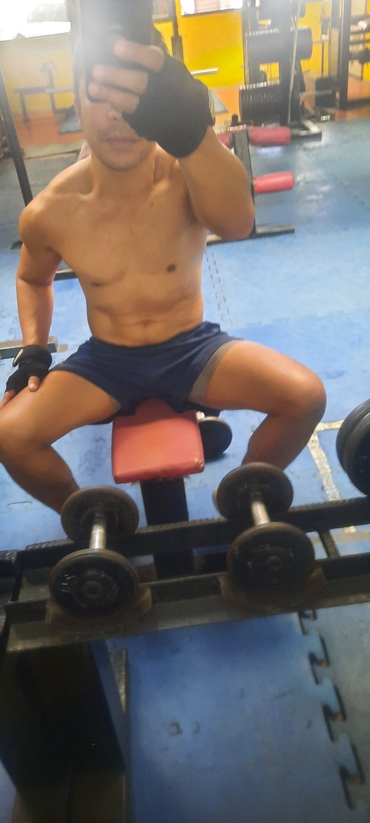 lloydie57's tweet photo. Pagod na pero hindi susuko...
Mainit man at pawisan tuloy pa rin .. 😊🏋‍♂️
#Proud46💪😊 https://t.co/tetfzTjjtN