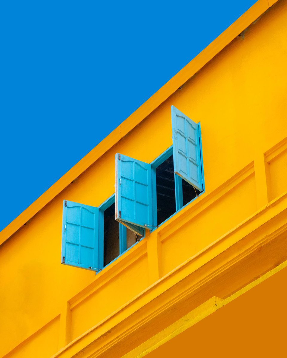Unique_Abstract's tweet photo. Looking up is always worth it by Tum Wuthipol Uj (ตั้ม) https://t.co/hYdMRR1lk2
