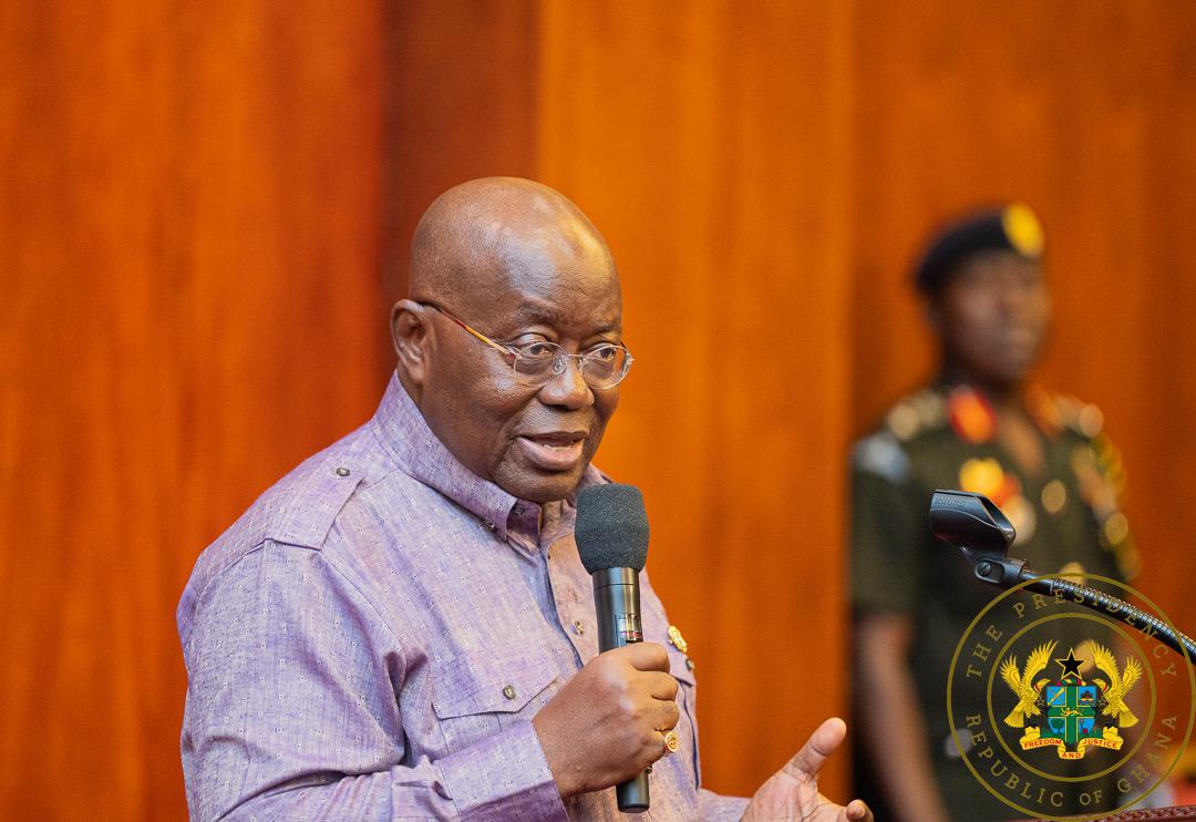 GhanaPresidency's tweet image. “SUBMIT REPORT OF PERSONS RESPONSIBLE FOR INFRACTIONS IN AUDITOR GENERAL’S REPORT IN 4 WEEKS” – PRESIDENT @NAkufoAddo CHARGES SIGA, AG

ow.ly/B5fQ50L0uZx