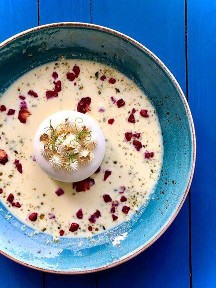 PrashantC1815's tweet photo. ๐ ๐๐ผ๐ฐ๐ผ๐ป๐๐ ๐ฅ๐ฎ๐๐บ๐ฎ๐น๐ฎ๐ถ !
Delicious Indian dessert - A sweet dish which is an all-time Indian family favorite.
#dubairestaurants #dubaihospitality #chef #prashantchipkar #cheflife https://t.co/FHYzVw0dE0