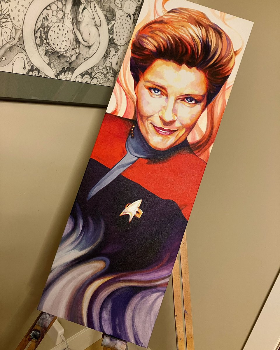 RetrospectStud1's tweet photo. My “Janeway” painting is now complete and I’m thrilled with the outcome! Starting the approval process right away with Paramount since this piece is a collaboration with @thekatemulgrew (details TBA). ❤️🖖

https://t.co/nmRFzHz7UW

#startrek  #FANART #scifi #art @AmyImhoff1701 https://t.co/79V6QNGdSa