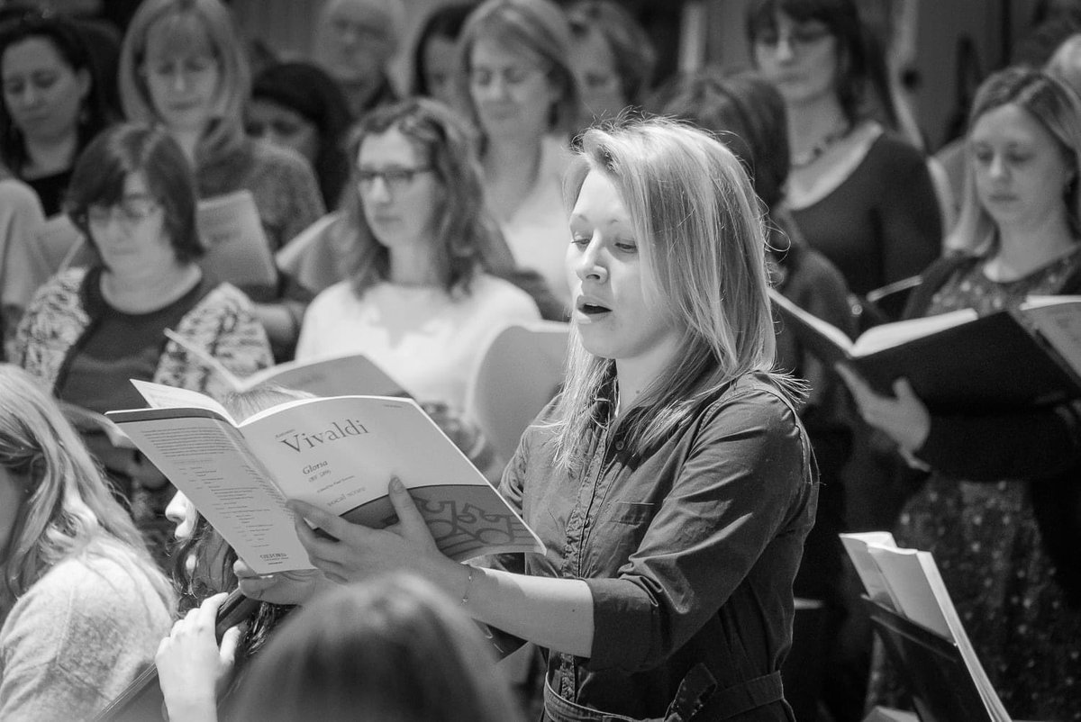 londonoriana's tweet image. AGED 18-25?  LOVE SINGING?  THEN READ ON.... FREE membership, FREE singing lessons, FREE coaching, FREE masterclasses, solo opportunities &amp;amp; the chance to perform with one of the UK’s most versatile choirs? APPLY NOW londonoriana.com/scholarship