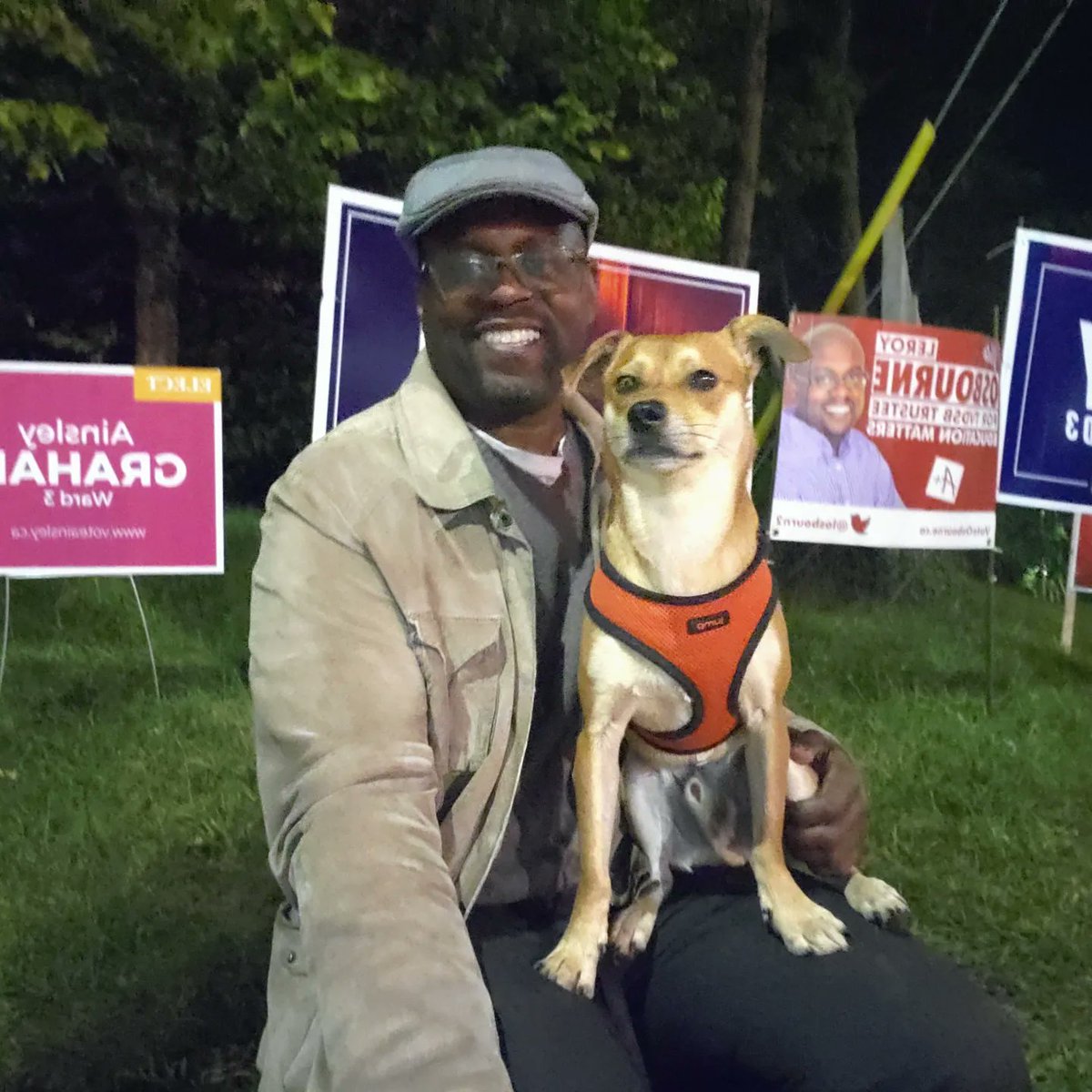 losbourn2's tweet photo. Attention fellow sign crews. My team and I got you covered tonight at Cheapside & Sandford.
Thanks @voteainsley for the heads up.
#InThisTogether #CandidateLife https://t.co/JNp7DfUCpX