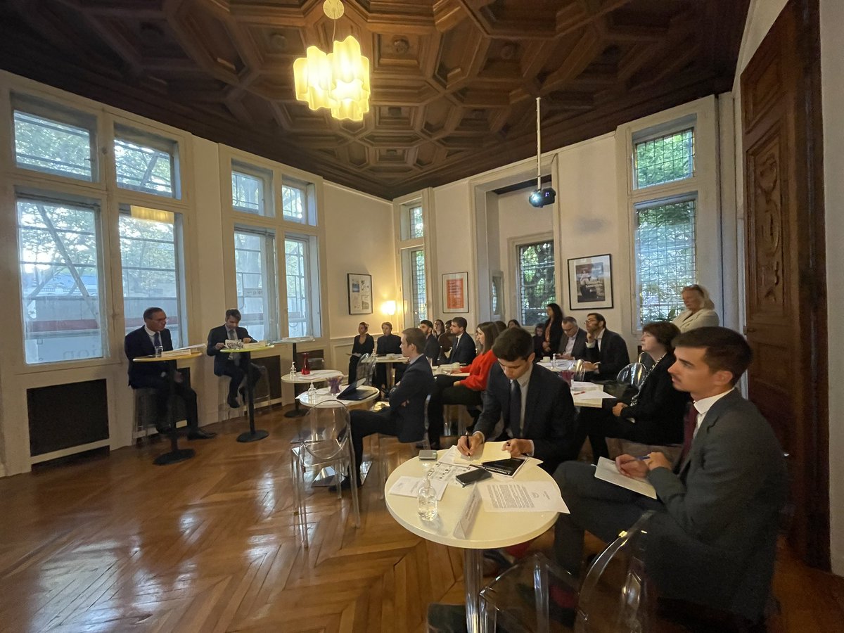 phbartoli's tweet image. Présentation des résultats de la première vague de l’Observatoire Parlement @Seance_Publique @TolunaCorporate @harrisint_fr