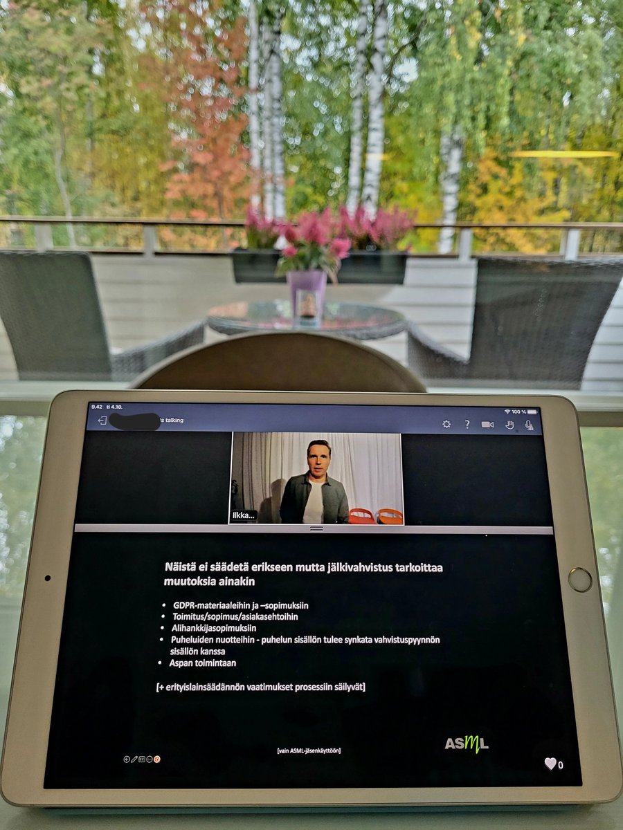 ASML:n Jari Perko opastaa 1.1.2023 voimaan astuvasta puhelinmyynnin jälkivahvistuksesta Asiakkuusmarkkinointiliiton tapahtumassa. 📱📲

Kuluttajansuojalakiin useita muitakin muutoksia 2023. ⚠️

<a href="/asiakkuus/">Jari Perko</a> #markkinointi #myynti #viestintä #verkkokauppa #kuluttajansuoja #juridiikka