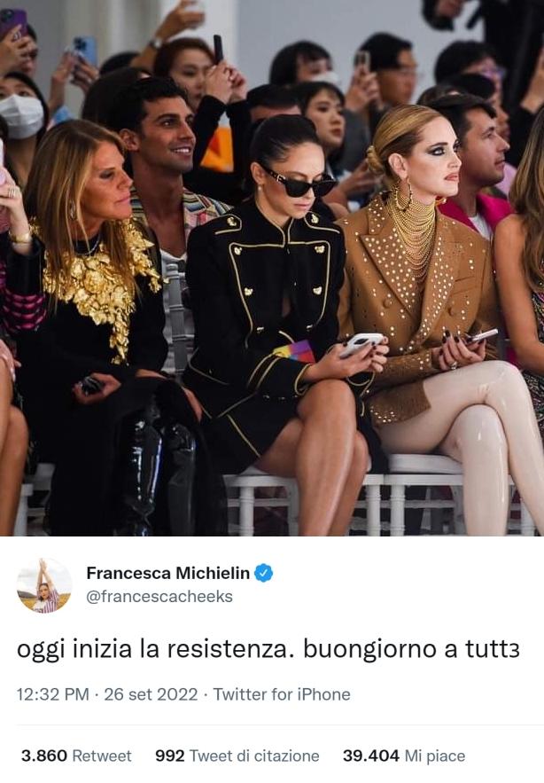 ricpuglisi's tweet photo. @rulajebreal @PBerizzi @robertosaviano @stanzaselvaggia @corradoformigli @GabrieleMuccino @andreapurgatori Dear Visiting Professor/Lecturer @rulajebreal,

you should not forget @francescacheeks, who -under cover at a Milan fashion show- is bravely starting the Resistance against Italian fascism https://t.co/Z0jVD0Eo0d