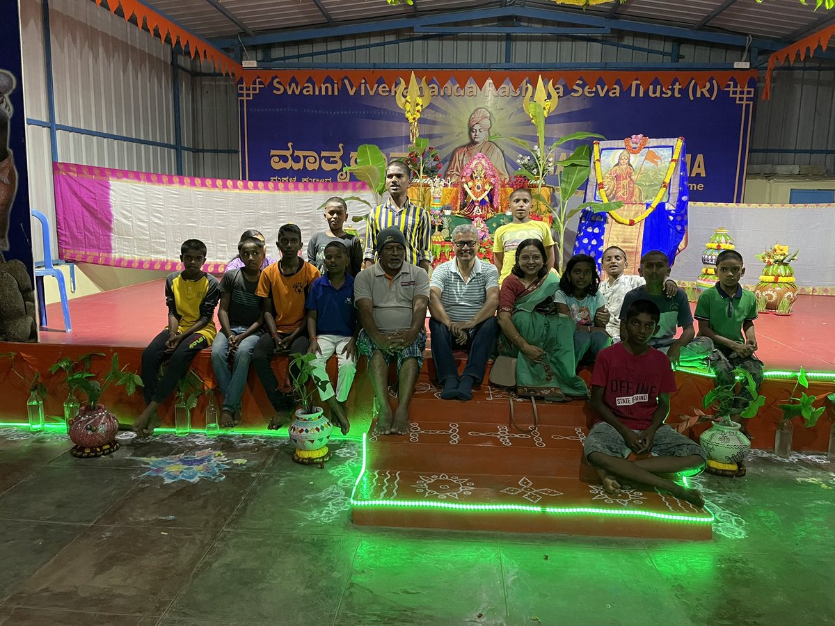 GopalKeshri's tweet photo. What a blissful day as we spent some quality time with @Mathrudhama children on auspicious day of Ashtami #Navaratri2022 https://t.co/sHhUWSSruA