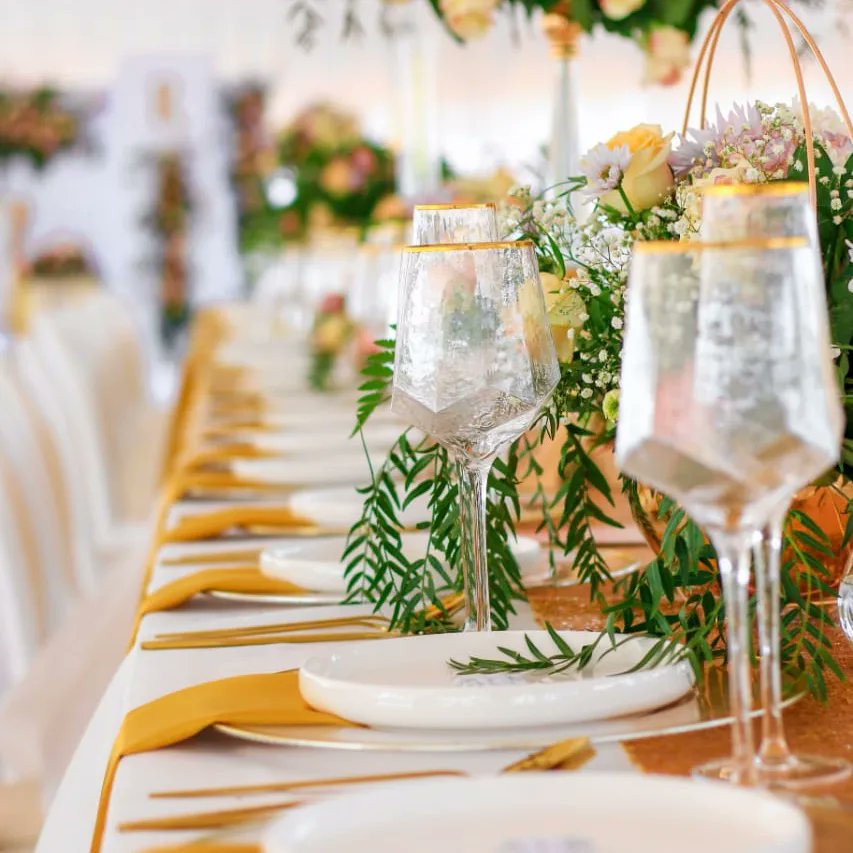 eliasnefaleeco's tweet photo. Saturday was this beautiful when Rendani was marrying his beautiful wife Phumudzo at Elias Nefale Eco Estate!
Decor and Catering services in-house!
โ๏ธ 0685202175
๐ Ha Mashau, Limpopo
#resortweddings #creatinglifetimememories #beatifulevents #weddings #florals #decor #catering https://t.co/aMNQT4Yd2E