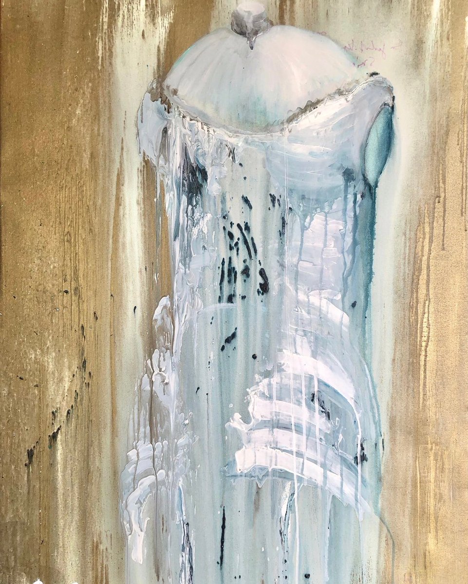 AraxJames's tweet photo. 🟦⚜️🟦 BLOSSOM CORSET| This painting is a part of an important series of James’s artworks on the theme of corset. As a « Haute couture » designer, he likes the corset theme that he explores a lit. Format: 65x92cm-26x36 in on canvas|Explore on https://t.co/qKUxTR5VcH
# https://t.co/iUZlcbIfNj