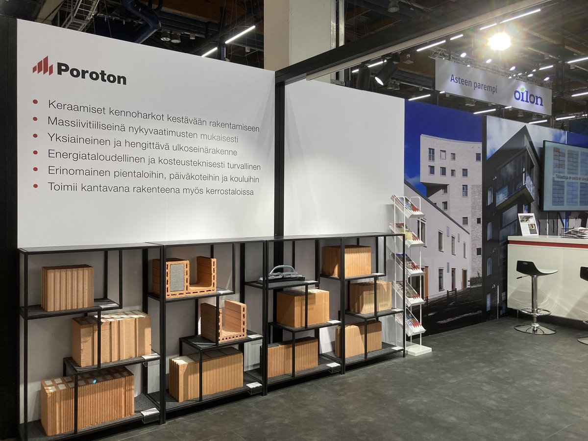 FinnBuild käynnistyi ja meidät löytää messukeskuksen kutoshallista, osasto 6f49. Tervetuloa tutustumaan uutuustiiliin ja kennoharkkotuotteisiin!

#finnbuild #finnbuild2022  #tiili #kennoharkko #tiiliarkkitehtuuri #tiiliseinä #muuraus #julkisivu #julkisivutiili #tiilijulkisivu