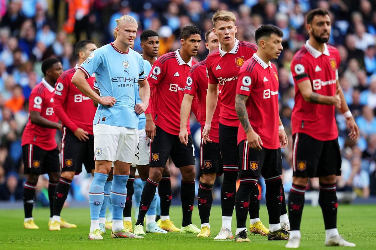 stopfootix94's tweet photo. Haaland : "J'ai joué à City pendant 4 ans, et je ne savais même pas qu'il y'avait un autre club à Manchester" https://t.co/P1DPun9qWG