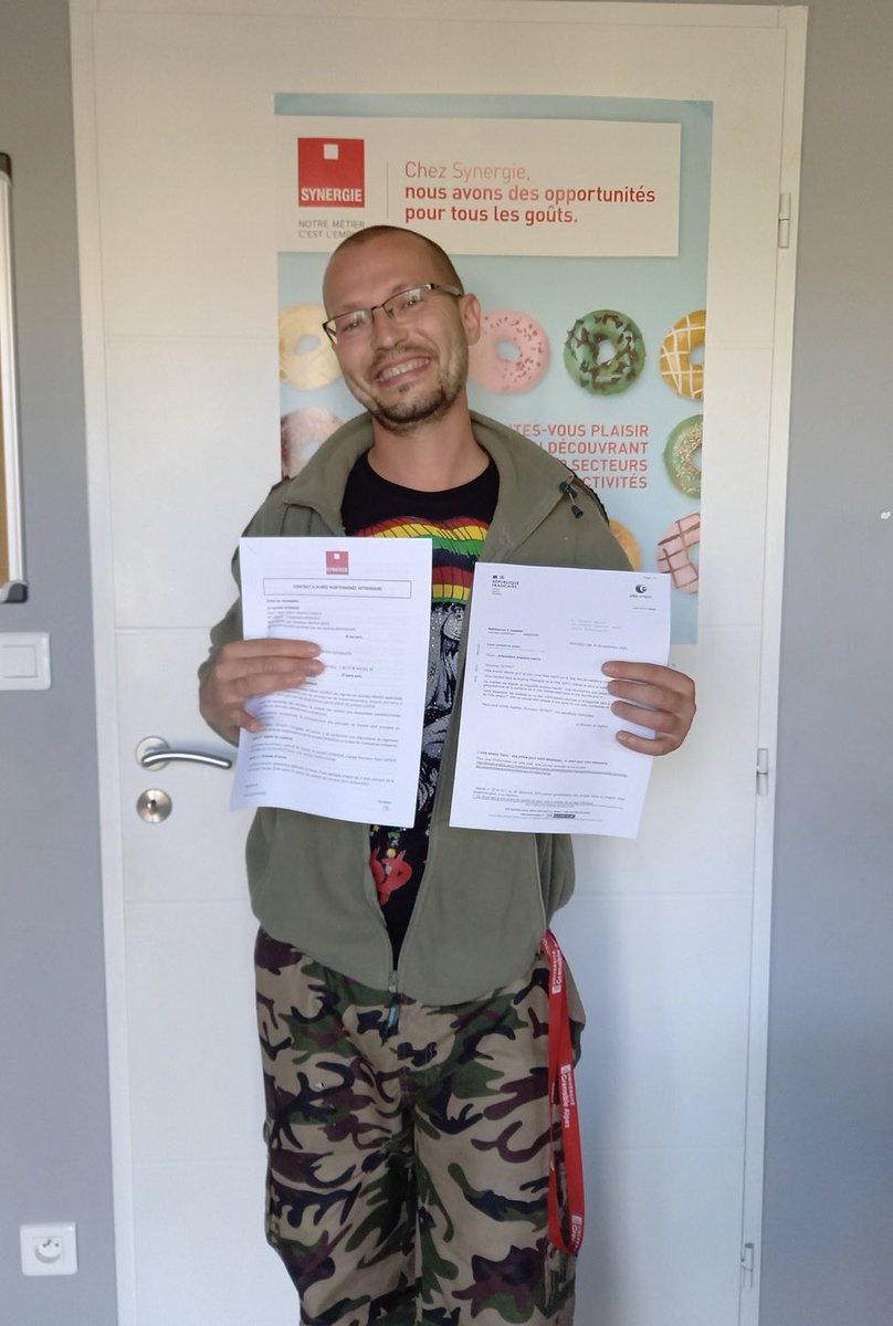 #Tousmobilises pour accompagner vers l emploi avec #poleemploi Roussillon et #synergie . Bravo à Yohan qui vient d être recruté en CDII et #emploifranc <a href="/FSanfilippo38/">Florence Sanfilippo</a> <a href="/maurel_aurelie/">Aurelie MAUREL</a>