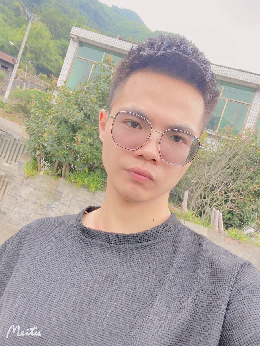 zwf520's tweet photo. 国庆结束了，再次开启做0模式，宁波的小哥哥呢？赶紧约起来，WX：love1632106540 https://t.co/mmgm4qoD3K