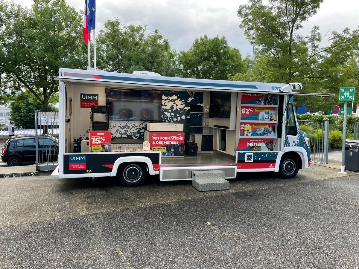 J-2⃣ avant le forum de #recrutement "Tous Mobilisés : Destination Emploi " 
📆RDV 6 Octobre 9H-13H à l'Espace Guy Poirieux  #Montbrison. Programme: jobdating, rencontre partenaires, découverte métiers dont le camion usine de l'UIMM, inscription possible : urlz.fr/jndK