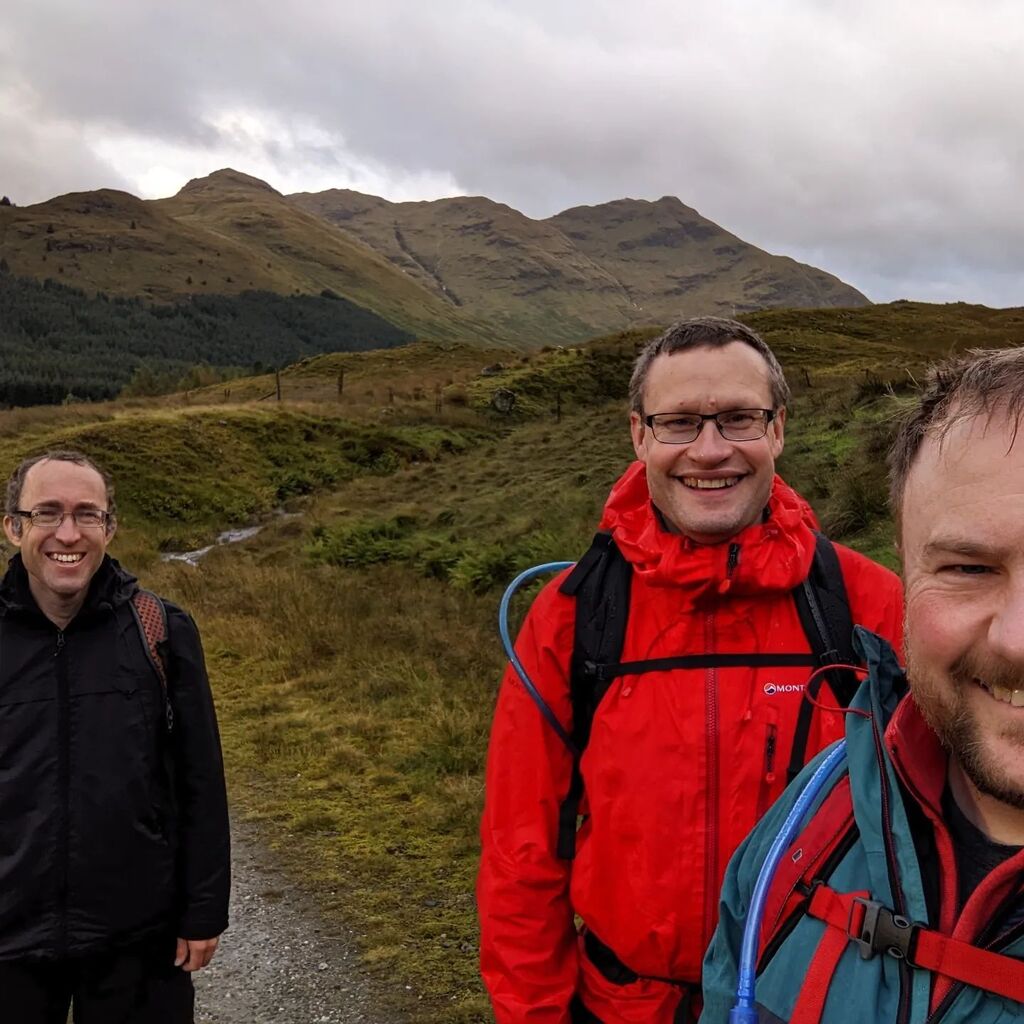 russtofer's tweet photo. I had a great day in the mountains with Stuart and James on Saturday, despite the foul weather on the summit.
.
#hiking #hikinguk #hillwalkingscotland #hillwalking #walkhighlands #mountains #outdoors #scottishhighlands #highlands #outside #scottishoutdoo… https://t.co/RMD7XIgIP2 https://t.co/k1VNxMgvGd