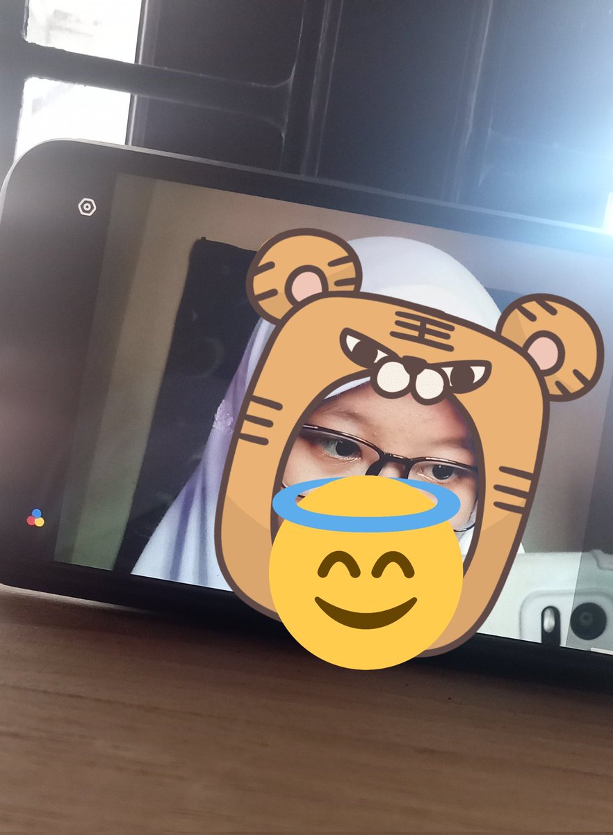 bwystudy's tweet image. 📝 [ 04-10-22]

Tugas siang ini, bikin video pidato😍
Tapi gajadi jadi soalnya lidahku belibet mulu 😭