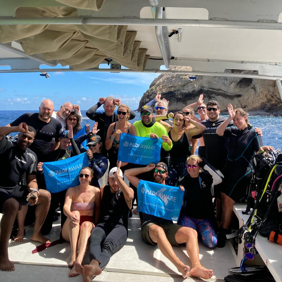For AWARE Week we gave everyone the AWARE Shark Conservation Specialty Course for FREE led by Instructor Logan and Instructor Parker. 🤙

#lahainadiversmaui #oceanconservation #Sharkconservation #adopttheblue #padiaware #padiawareweek #savetheocean #AWAREImpact