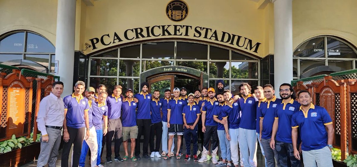 pcacricket's tweet photo. Punjab Sr. Team (Men) pose for a photograph before they leave for Jaipur to play #SyedMushtaqAliTrophy. All the best boys.🤘🏏

#punjabcricket #punjabcricketnews #cricketnews #domesticcricket @gulzarchahal #punjabteam @BCCIdomestic #SMAT @gurkeeratmann22 @baltejdhanda @iamsidkaul https://t.co/T4IHXo8NEx