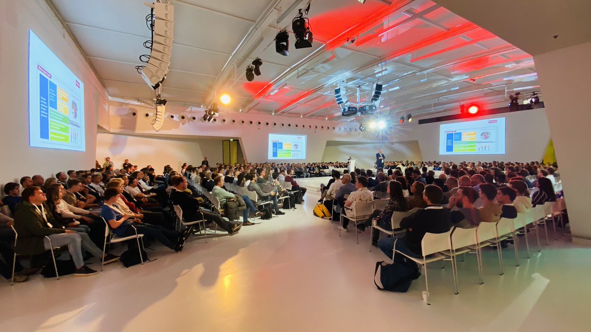 Volle bak op de <a href="/BIMonderwijs/">BIM Onderwijs</a> dag in Utrecht.