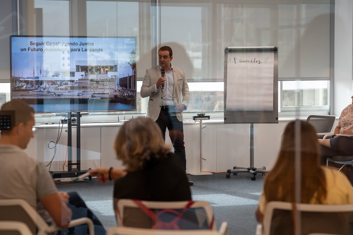 Marina Innova Hub (@marinainnovahub) on Twitter photo #MIHub acogió ayer la primera #formación del proyecto “Motivación y transformación de la entidad pública desde sus empleados” para #ayuntamientos de #Lanzarote con <a href="/luisgalindo_lg/">Luis Galindo</a> como #ponente 🗣
#CirculoDeEmpresariosDeLanzarote
#progreso #conocimiento #motivación #MIHub acogió ayer la primera #formación del proyecto “Motivación y transformación de la entidad pública desde sus empleados” para #ayuntamientos de #Lanzarote con <a href="/luisgalindo_lg/">Luis Galindo</a> como #ponente 🗣
#CirculoDeEmpresariosDeLanzarote
#progreso #conocimiento #motivación
