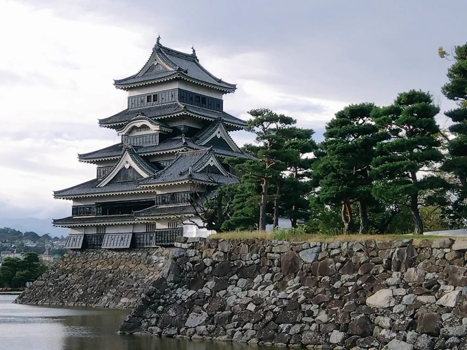 所要で朝から遠出!お城とつよつよ蛙 