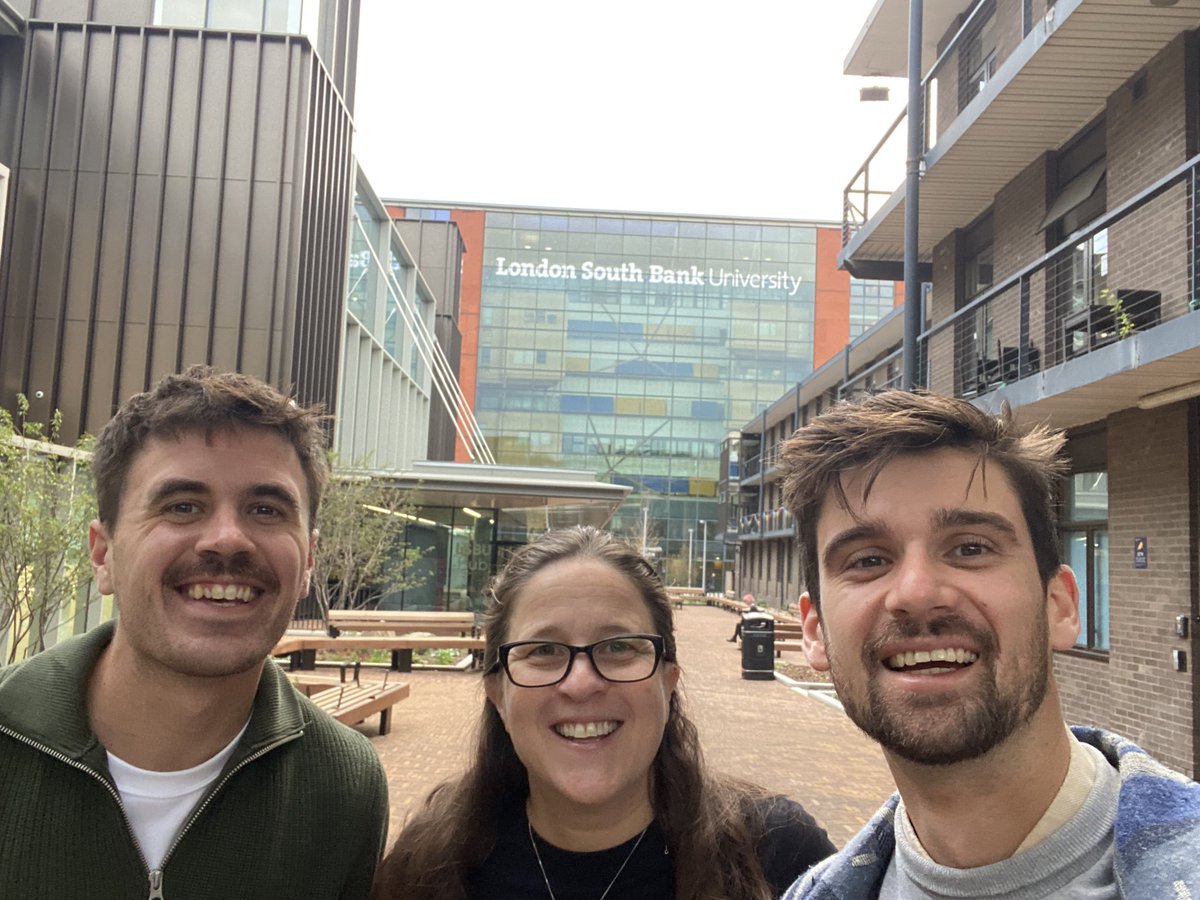 ronayne_matt's tweet photo. We have arrived @LSBU for our Big Ideas Day! We are super excited to welcome @SouthBankUA and have an exciting day together! Our wonderful mentors from @LinkCity will be supporting us! #bigideasprogramme @S4TP_Official https://t.co/VuMgFdvIr2