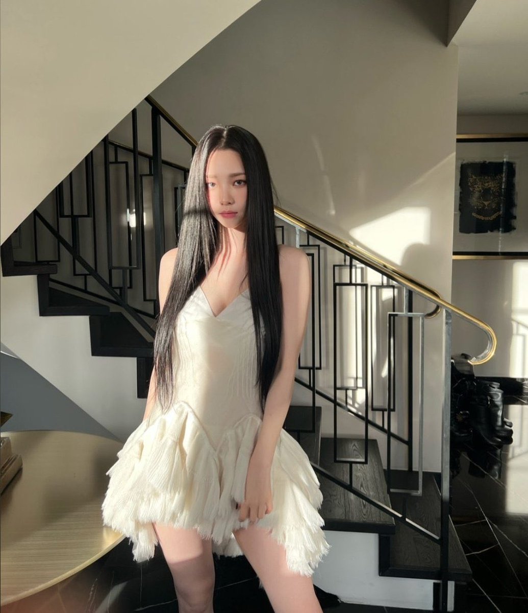 นี่นางสาวหรือนางฟ้าคะ🧚🏻‍♀️🤍🤍