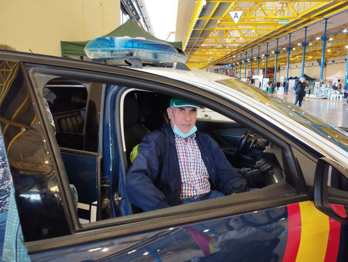 AspronaAlbacete's tweet photo. 🧓La I Feria Regional del Mayor de Castilla-La Mancha devuelve el protagonismo a las personas mayores.
🍀 Realizamos el taller de memoria Mayor Mente Mayor y presentamos el proyecto #REVISEP.
@plenainclusion_clm explicó los proyectos #Intercapacidades y #MiCasaUVC. https://t.co/D2qNUm0j5R