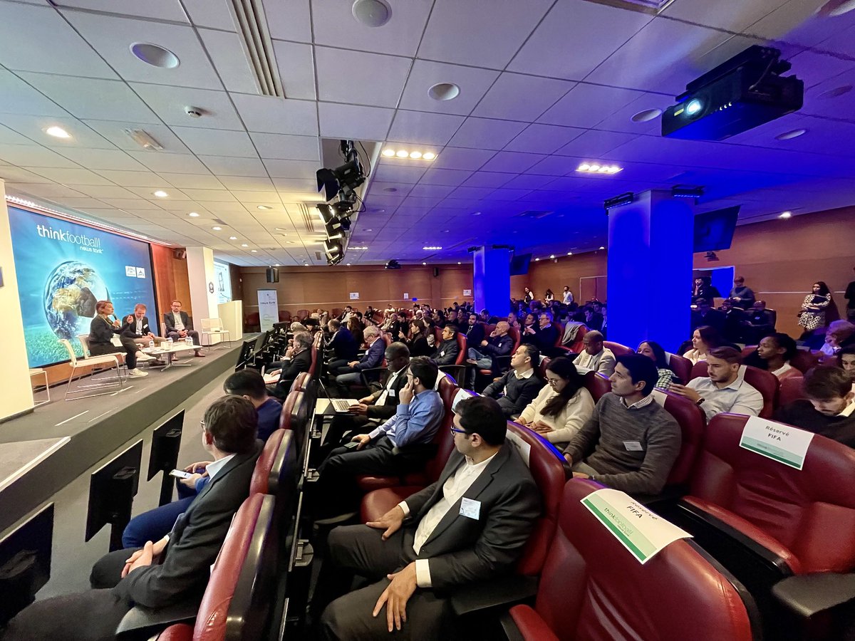 MarcGuiraud's tweet photo. @Lola_Schulmann @amnestyfrance « Le fonds d’indemnisation : rendre justice aux travailleurs décédés ou blessés au Qatar » @florianNTF @jbguegan « Le boycott n’a jamais donné de résultats » #ThinkFootball2022 @FFF https://t.co/XiyKSmJX5T
