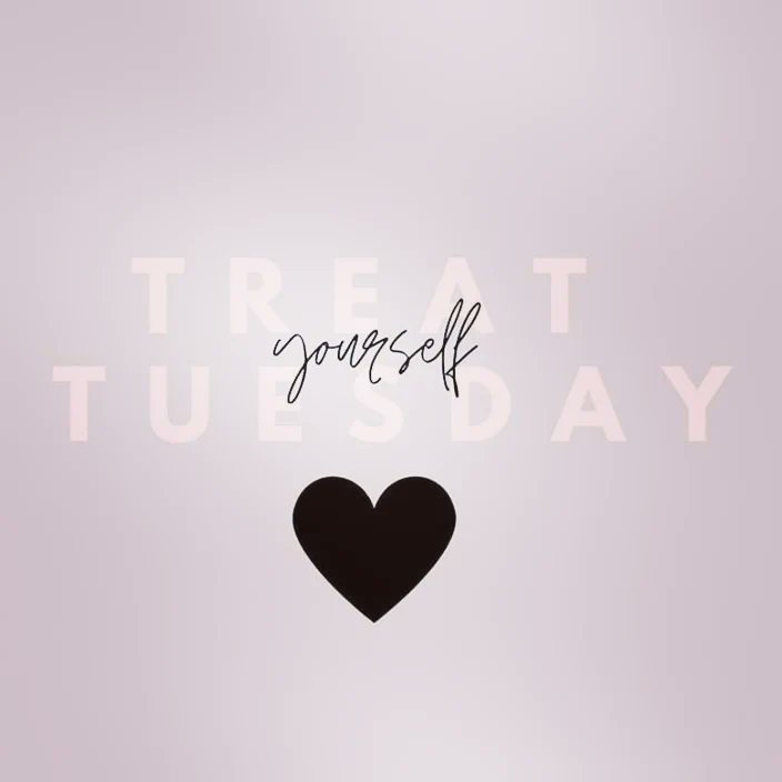 DebbieStarB's tweet image. #treatyourself 🖤 DM me to place your treat orders. #somethingdelicious #supportsmallbusiness #capetownbaker #cake