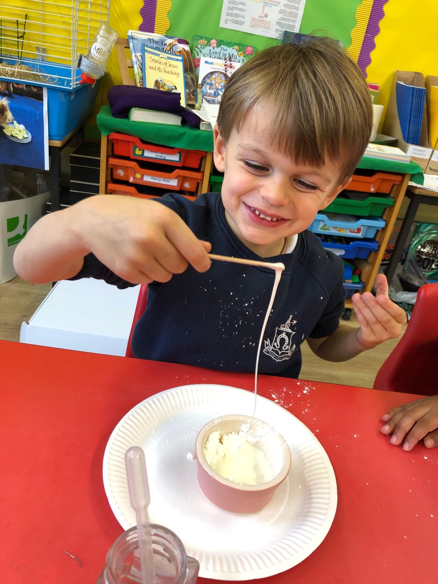 SJBWindsor's tweet photo. It's Super Science Tuesday, and the boys love nothing more than getting stuck in, especially when it involves mixing cornflour, water and food colouring. Join the #SJBscience #SJBfun in #SJBpreprep here: https://t.co/lacvaicGNp https://t.co/FQ3Y7NKP9Z