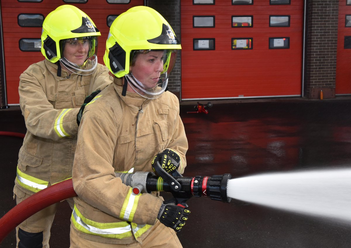 WYFRS's tweet image. Pumps, Ladders, ACTION 🔥

#TrainingExercise