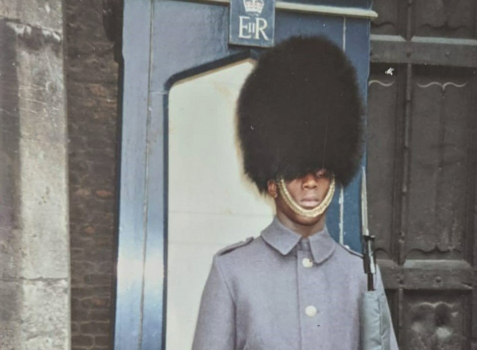 #BlackHistoryMonth #BHM #BHM2022 
The UK's 1st Black Grenadier Guardsman, Richard Stokes, launches his amazing new book in conversation with award-winning broadcaster <a href="/sherrieeugeneha/">sherrie eugene hart</a>  <a href="/BCfmRadio/">BCfm Radio</a> on 24 Oct.  Don't miss, book your FREE ticket here: ow.ly/Lmuw50L0kl7