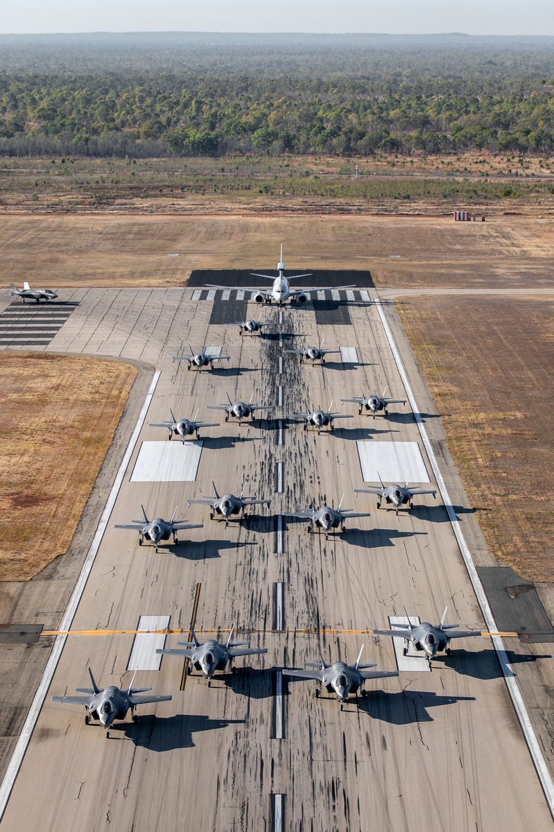 RoyalAirForce's tweet photo. If you're a regular listener of #InsideAIR you'll recognise our host this week. AS1 Vic Andrews hosts this week’s episode recorded on #ExPITCHBLACK in Australia. 

Find out what it takes to run an international detachment with 2,500 personnel from 17 countries. @AusAirForce https://t.co/QE9iBO3kgU