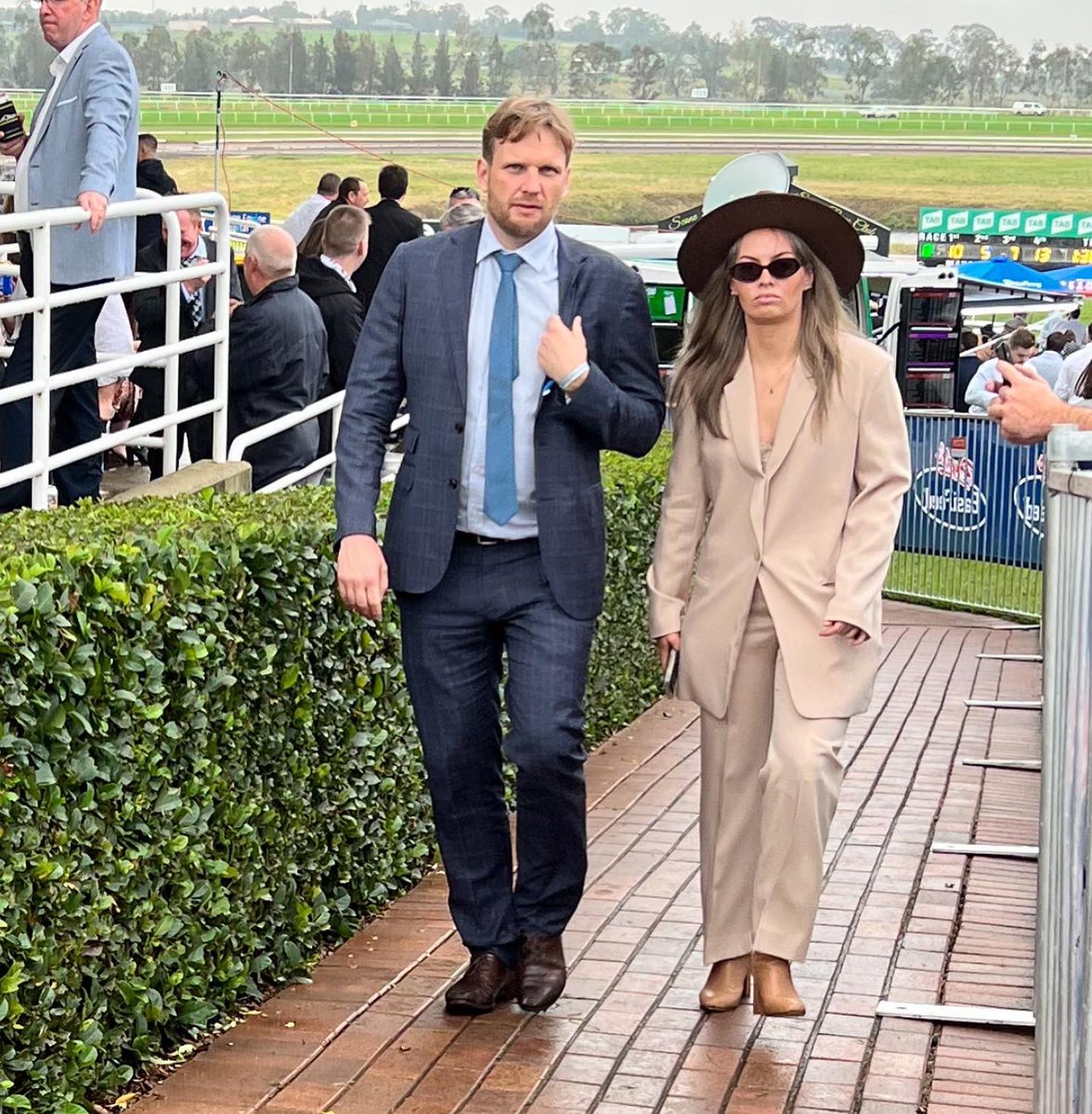 DimityMaher's tweet photo. The before, when @BBakerRacing thought I was some crazy stalker taking photos of him to after when he realised I’m just a super fan of his 😂
…
#horses #horseracing #racing #daymade #fan #bjornbakerracing #scone #sconeraces #racingnsw #happy #idol #smile https://t.co/pbsrFUxNmf