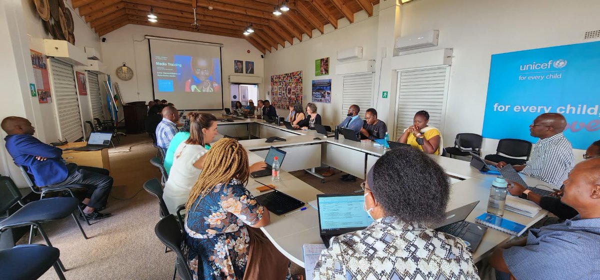 TajudeenOyewale's tweet photo. I opened the media training for @UNICEFZIMBABWE staff this morning facilitated by @louis_vigneault &amp; @NadiaSamJac from @UNICEFAfrica. A child friendly media engagement is key to delivering results #ForEveryChild. https://t.co/BNPRBUUnf2