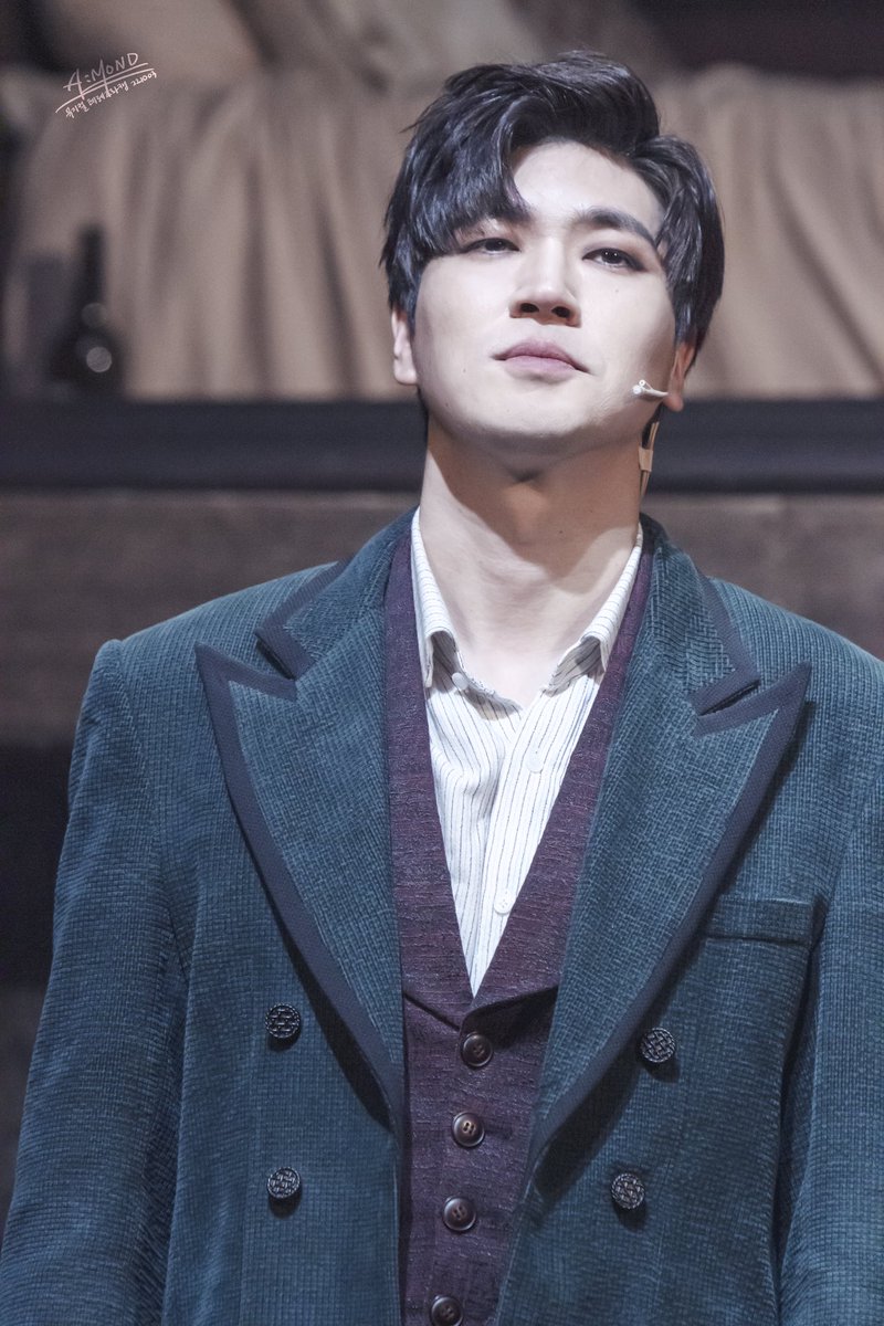 M0ND_A's tweet photo. 221003 뮤지컬 테레즈 낮공

#로랑 역 #정민 배우님 https://t.co/wiq84MKO6P
