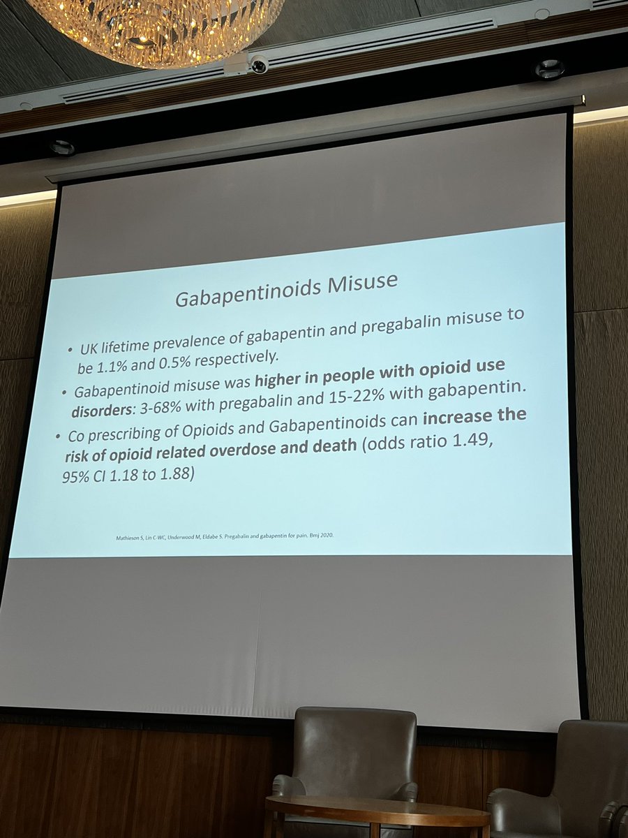 claralexlobo's tweet image. Heading now to #gabapentinoids 
Are they effective in neuropathic pain? 600md/d of pregabalin - It works, but not fabulous - 41% effective! But is addictive! 
The combination of opioid + gabapentinoids is more addictive &amp;amp; increases the risk of 💀 !!