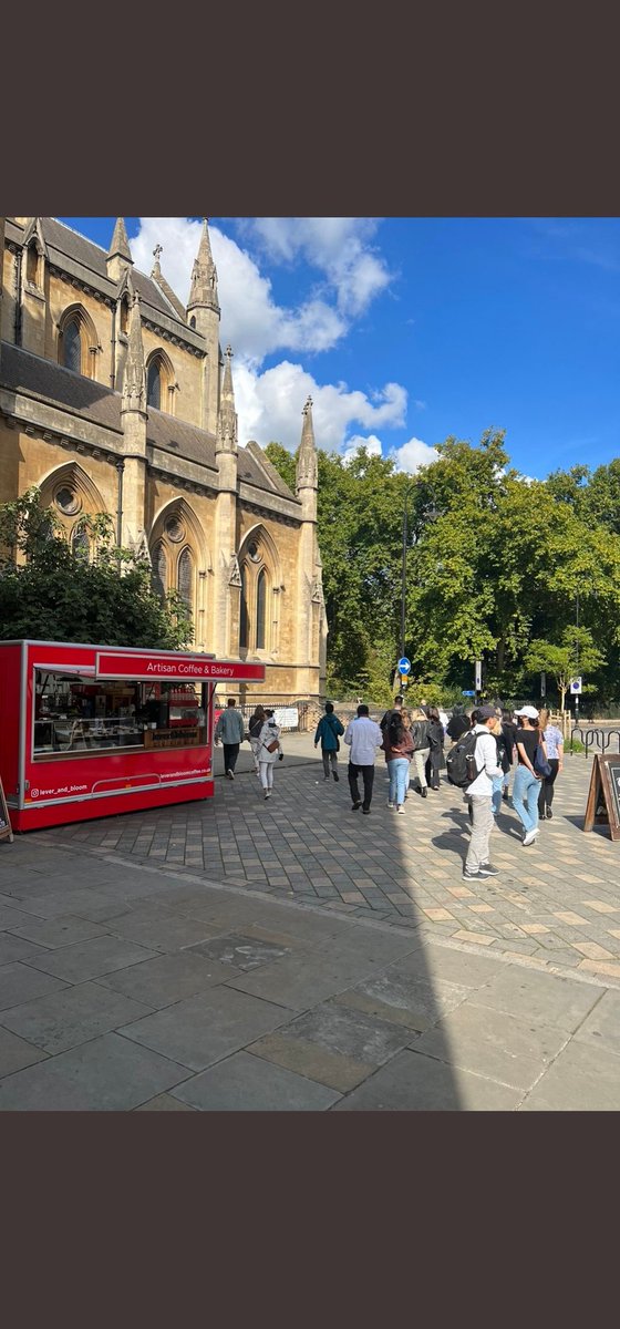 Danmoughton's tweet image. If anyone is ever in the fitzrovia area you have to visit @lever_and_bloom for a coffee and a tasty homemade bun.  #goindependent @LoveCamden @CamdenCouncil @CamdenMarkets @ucl @Londonist @MayorofLondon @LondONtheinside