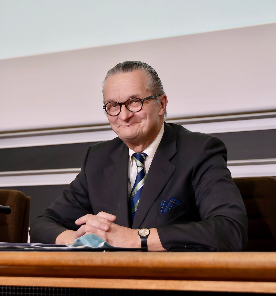 « La Chimie est en capacité de relever ces défis vitaux pour la planète » : Gilles le Maire, France Chimie Ile-de-France, vu dans le Catalyseur n°119, Octobre 2022

chimie-idf.fr/Actualites-pub…

<a href="/SylvieLatieule/">Sylvie Latieule.</a> <a href="/IDFM98FM/">IDFM Radio</a> <a href="/Medef_IDF/">MEDEF Île-de-France</a>