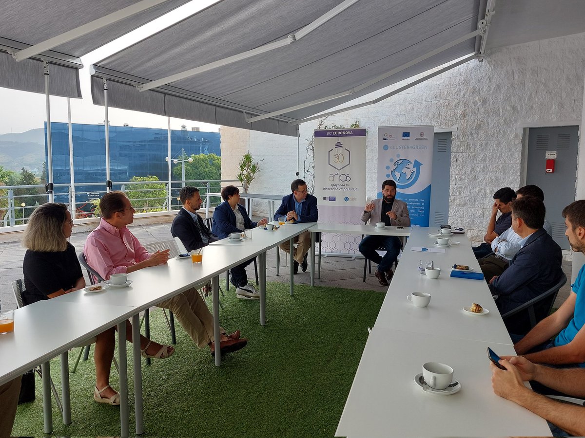 Arranca Desayuno de la #Innovación de <a href="/BicEuronova/">BIC Euronova</a> 🚀

Participan: <a href="/Open_Bootcamp/">OpenBootcamp</a> #JobRun #RDTIngenieros <a href="/Ubora_Tech/">UboraTech</a> <a href="/vectorpipe/">Vectorpipe SL</a> #Inimatel #Premo <a href="/t2client/">T2C</a> 

📍En terraza <a href="/escuelaexce/">Escuela EXCE</a> de <a href="/BicEuronova/">BIC Euronova</a> en <a href="/PTAMalaga/">Málaga TechPark</a> #innovación #networking #empresas