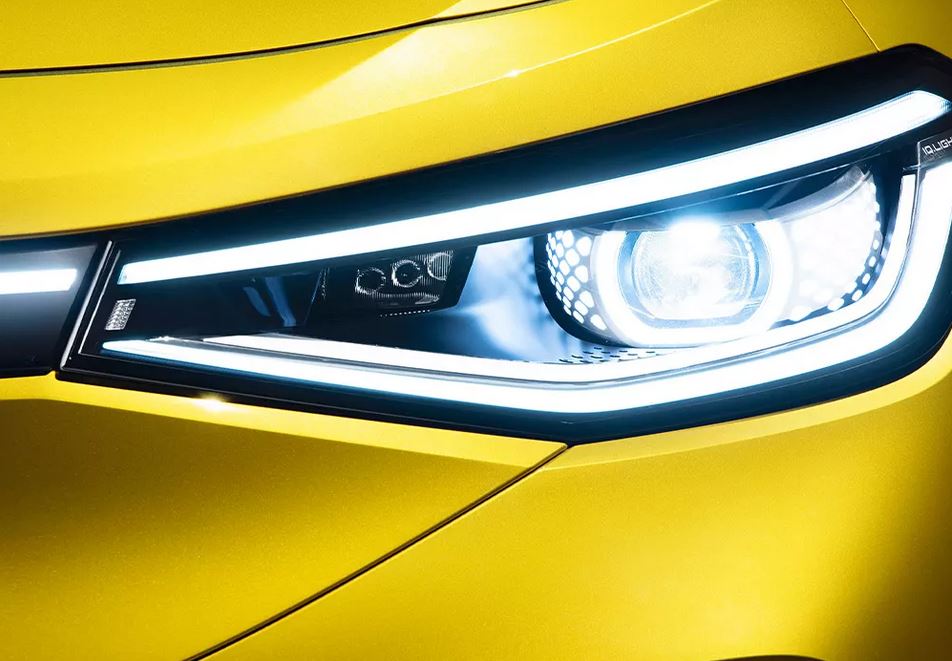 VolkswagenSA's tweet photo. The spotlight is on our advanced headlamp technology.
Read all about it in our exclusive Newsroom article - https://t.co/nwXUaYhTfp. 
#TechTuesday #IQLIGHT #Volkswagen https://t.co/1mIvT2u3YH