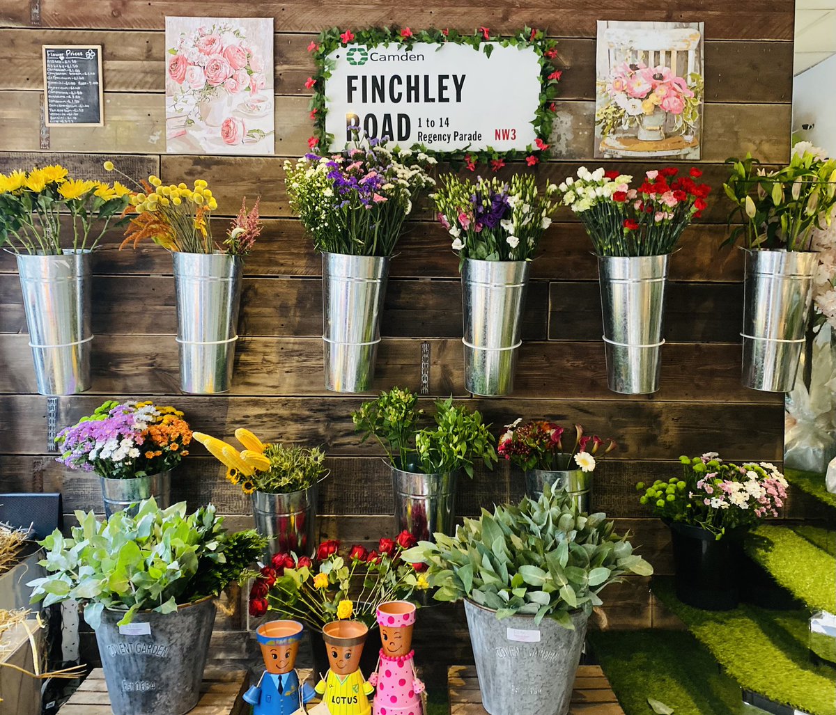 Our buckets are full to the brim of fresh flowers for all your orders today!💐

Same day delivery or collection available for today!💗

📞01553 278710
🛍23 St James Street ,Kings Lynn ,PE30 5DA.

#localbusiness #localflorist #kingslynn #discoverkingslynn