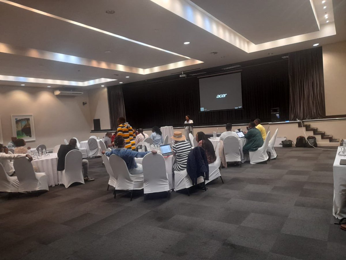 BahatiHauleTz's tweet photo. Comrades in Lesotho @afrocab_hiv holding out their Optimal CAB project Close out meeting.Great thanks to @ClintonFdn @UTDCommunities https://t.co/AoYpJ2UIDx
