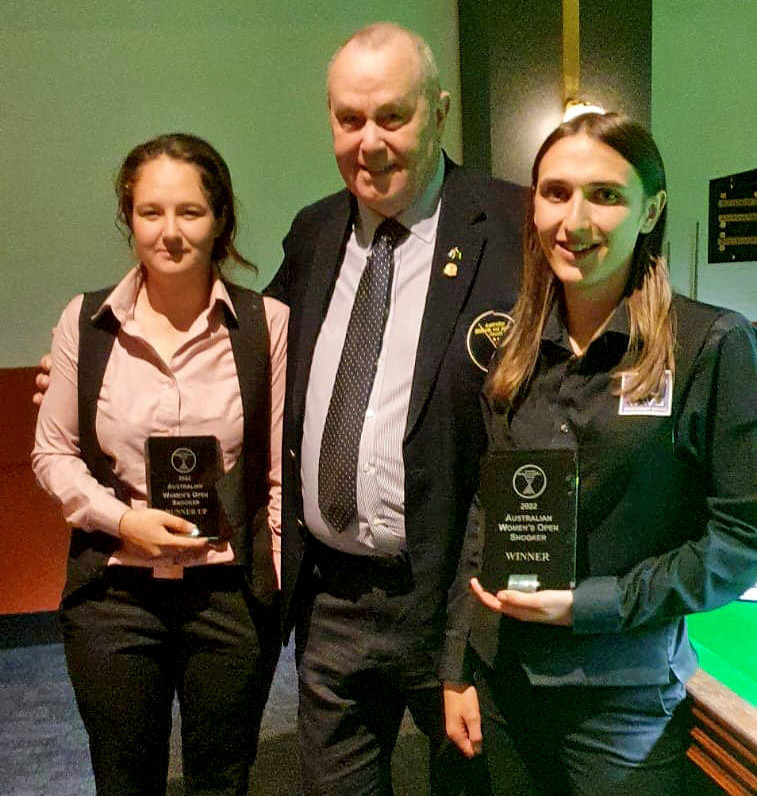 WomensSnooker's tweet photo. 🏆 HUNTER EDGES WOODS FOR AUSTRALIAN CROWN 🏆

England's Jamie Hunter has defeated Jessica Woods 4-3 following a thrilling final at the Australian Women's Snooker Open 2022 to win her second ranking event title!

#WomensSnooker https://t.co/vYEfbZSl5n