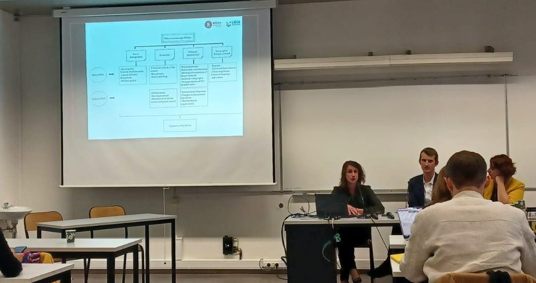 mitsopro_EU (@mitsopro_eu) on Twitter photo 🔵<a href="/AngelikiKonsta4/">Angeliki Konstantinidou</a> discussed the role of the Bilateral Social Security Agreements (BSSAs) in the social protection of EU nationals settled outside the EU🇪🇺
❓What motivates EU Member States to sign (BSSAs)
❔Are EU nationals settled outside the EU socially protected? 🔵<a href="/AngelikiKonsta4/">Angeliki Konstantinidou</a> discussed the role of the Bilateral Social Security Agreements (BSSAs) in the social protection of EU nationals settled outside the EU🇪🇺
❓What motivates EU Member States to sign (BSSAs)
❔Are EU nationals settled outside the EU socially protected?