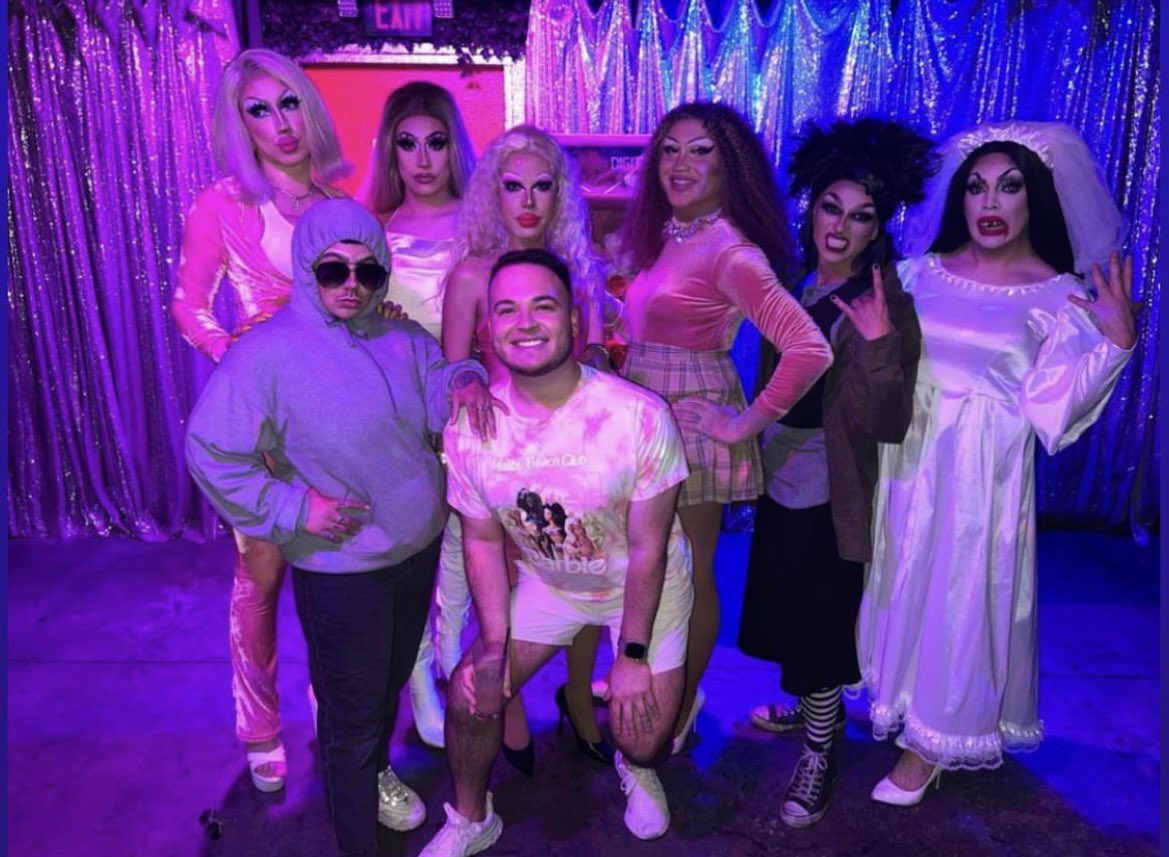 Okay, our first Big Queer Movie Night was a full slay 🔪!!!

@bijoubentley 
@iammannydeleon 
@lotuspartyy 
Mudd
@roselia_val 
@YayahTheArtist 

Ft. @allaboutadriann 

#MeanGirlsDay #MeanGirls #drag #October3rd