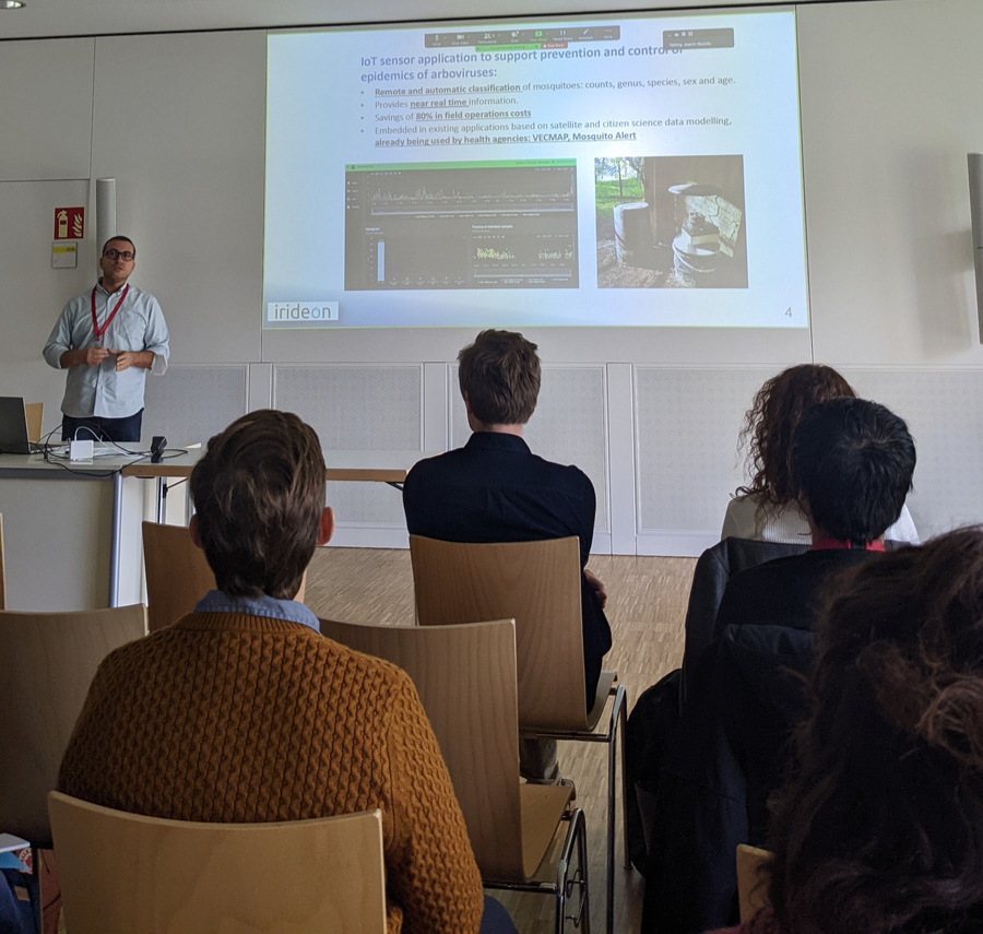 IDAlertproject's tweet photo. Next, João Encarnação presents #Irideon, one of our hardware partners. With #MachineLearning and #IoT solutions, their sensors provide an abundance of data that can be applied to the field. 
#IDAlertProject https://t.co/wZmvR7bsnj