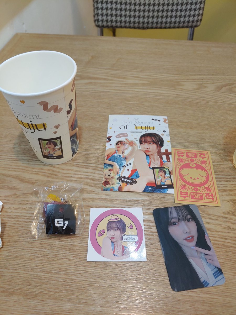 naV_luvu's tweet photo. 221004 민티베리 (2)
이번투어 마지막 장소입니다.

#유주가_물들인_우리의_가을
#ANGEL_YUJU_DAY https://t.co/zTumQ11BNs