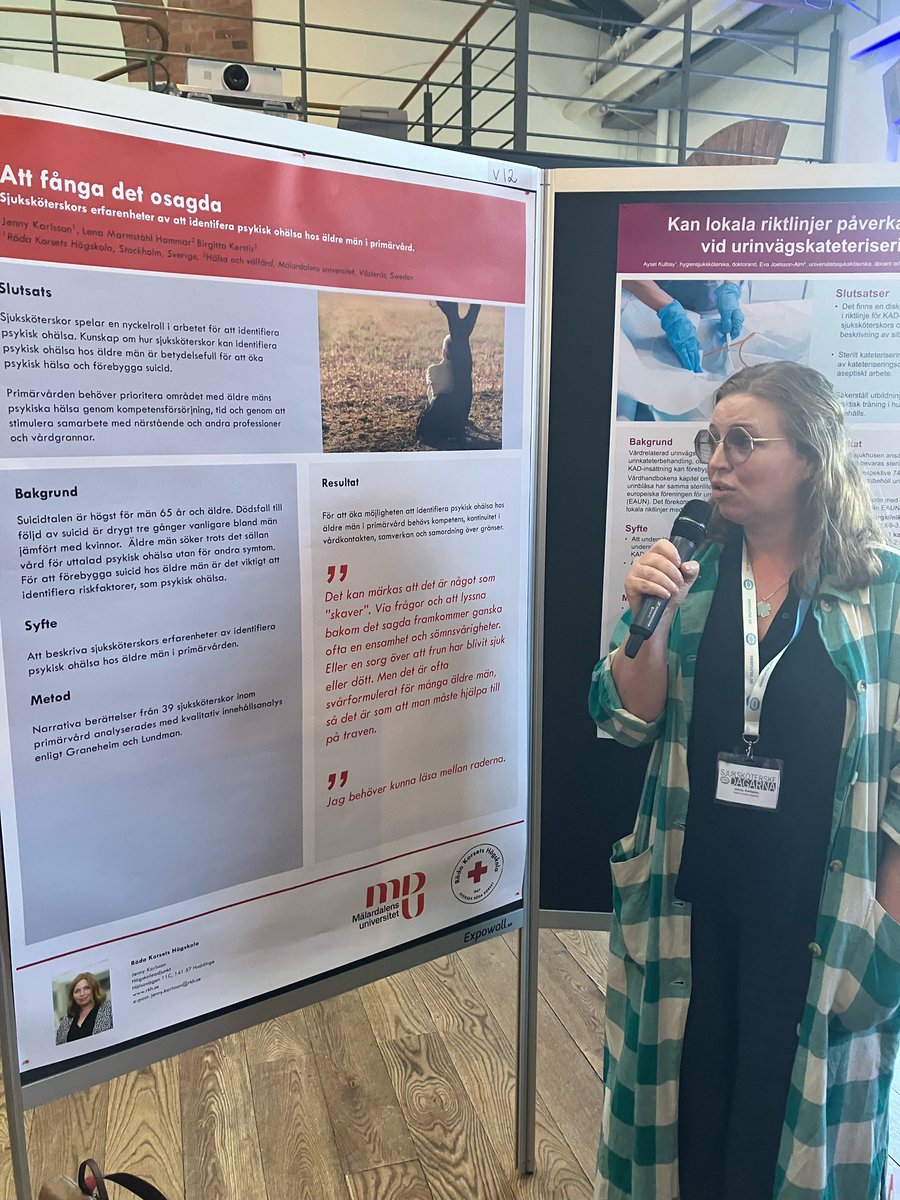 Om att fånga det osagda. Jenny Karlsson presenterar sin artikel vid postervandring på #sjuksköterskedagarna2022